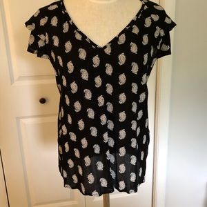 Old Navy flutter sleeve top